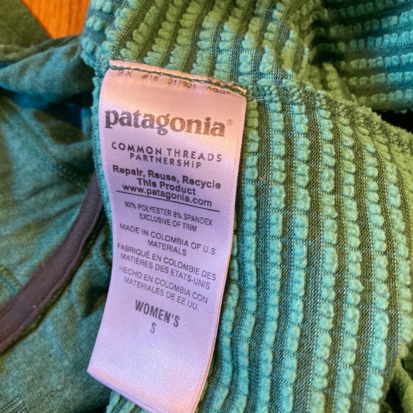 W's Patagonia Capilene Thermal One Piece Suit - Picture 8 of 9